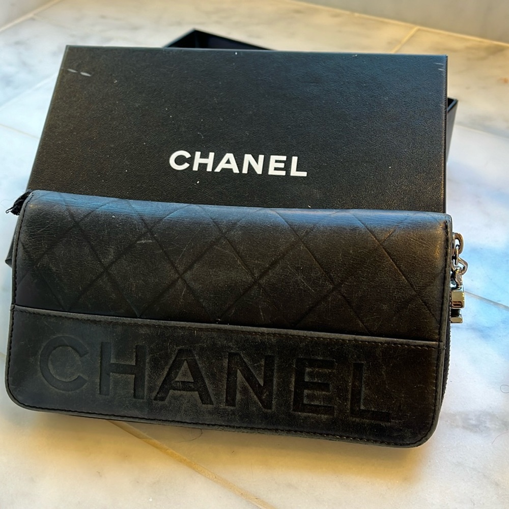 Authentic Chanel Wallet in used condition.